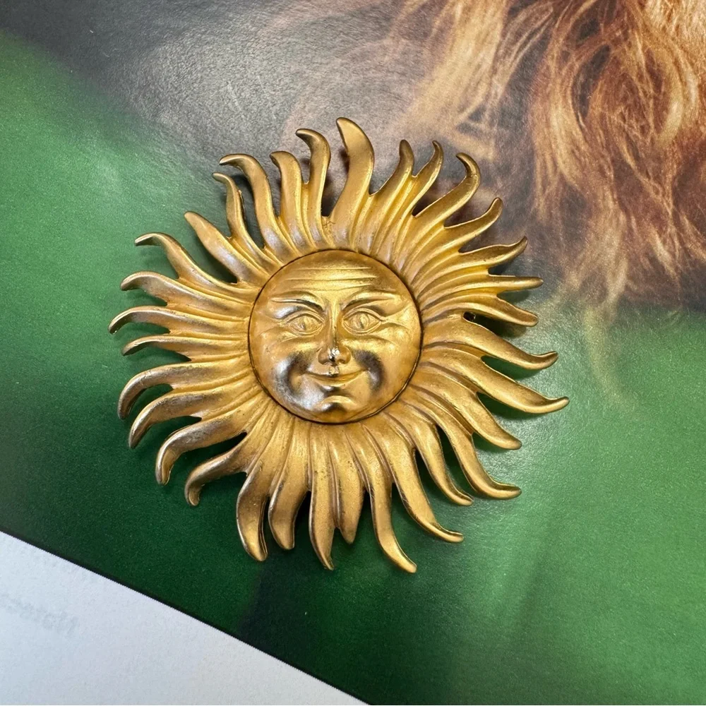 Monet Vintage Celestial Sun Face Matte Gold Brooch Pin